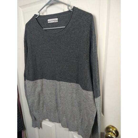 Five Four Men's L Sweater Colorblock Dark/Light Grey Pullover Long Sleeve Casual - Picture 2 of 9